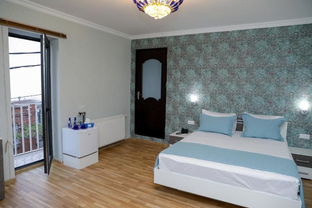 Отель Hotel DELUXE 55 Тбилиси-52