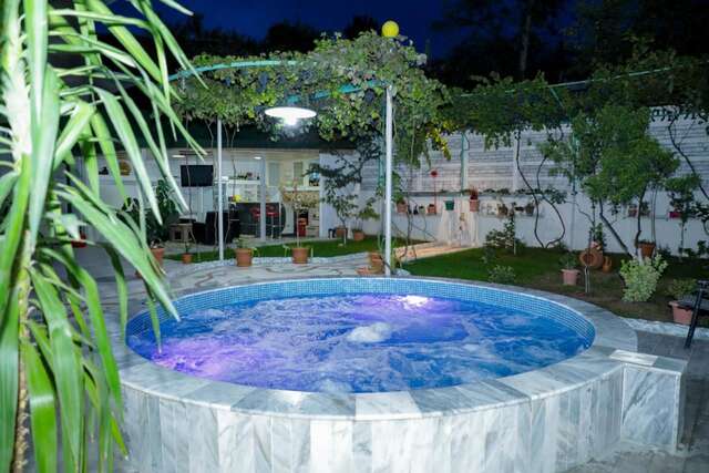 Отель Hotel DELUXE 55 Тбилиси-3